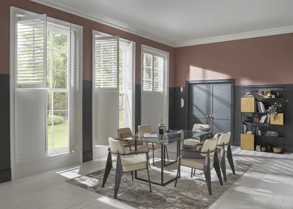 Shutters Landing Tier On Tier Carousel 1280