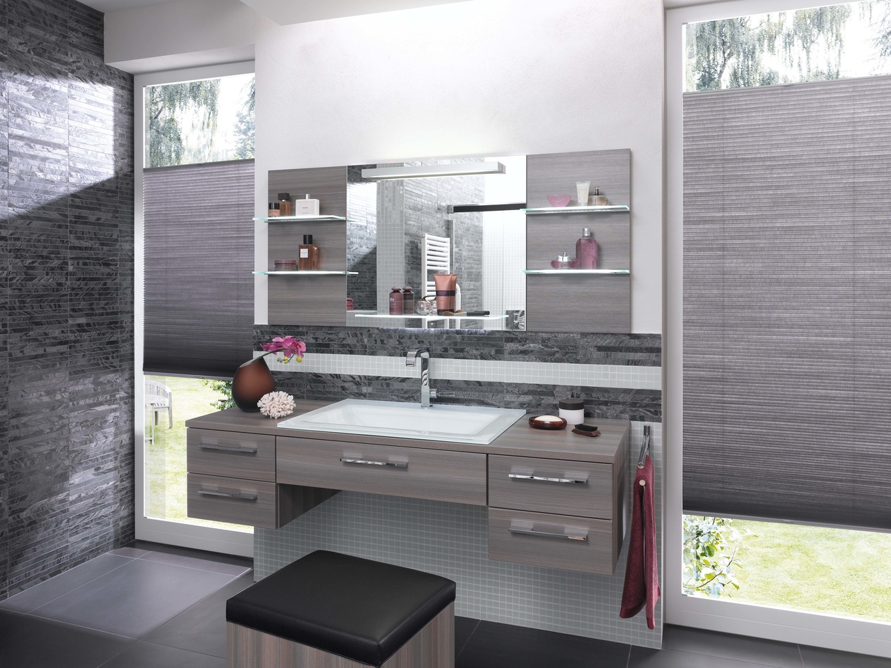 Ts Duette Cafe Bathroom Grey