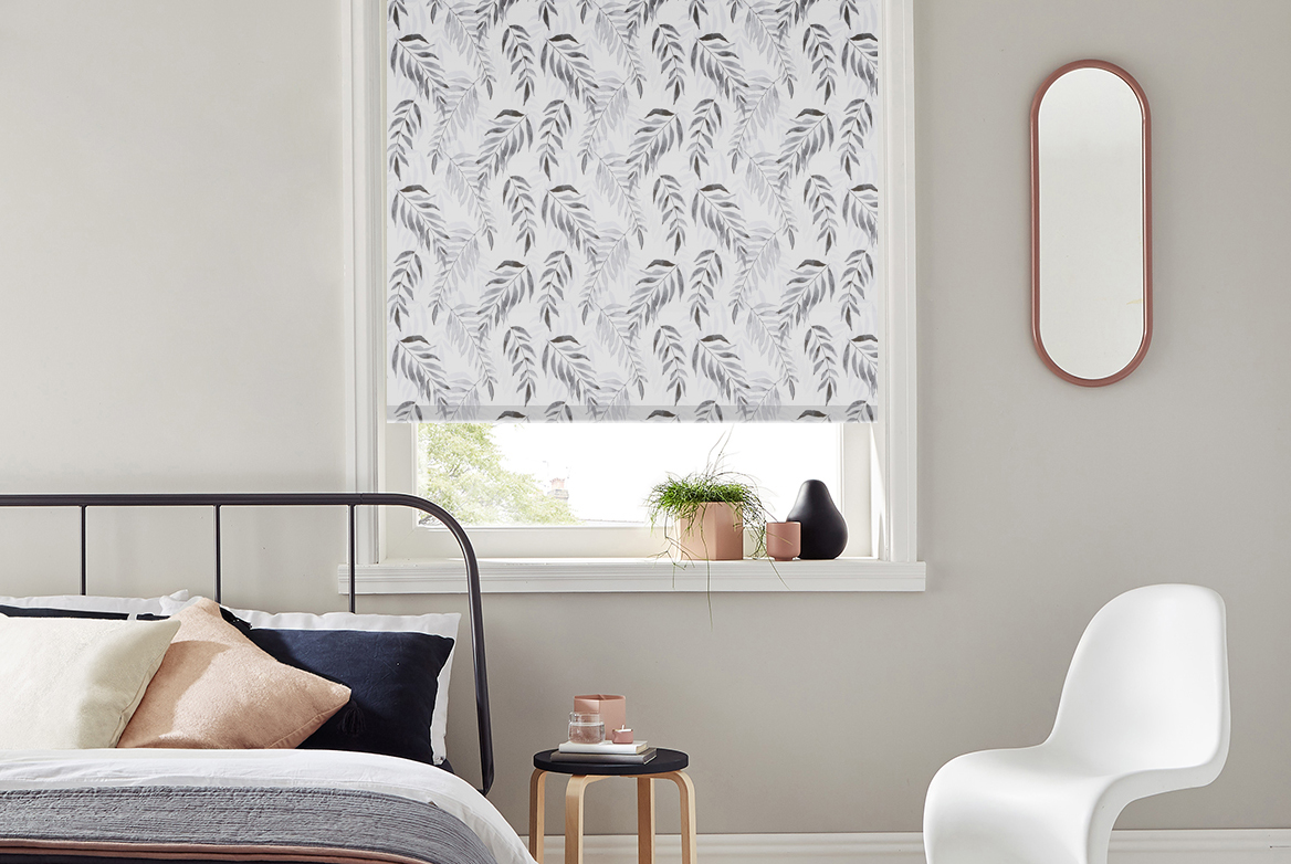 TS 2023 ROLLER BLIND WEB ROOMSET WOODSIDE PEWTER