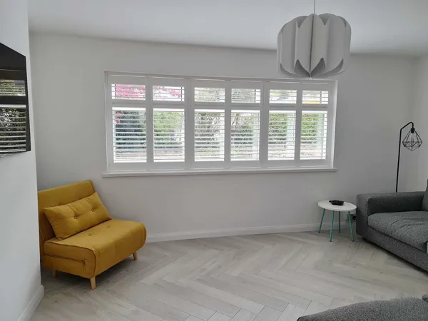 Ts 2021 Ugc 10 Shutter White 1280