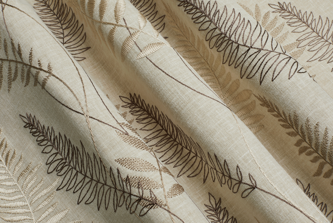 PHYLLIS BARK FOLD TS 23 1168X782