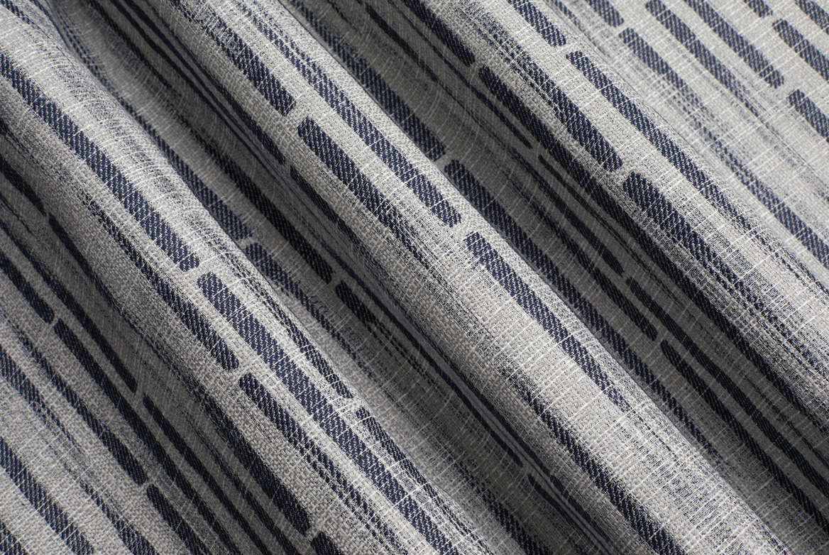 AZALEA NIGHTSHADOW FOLD TS 23 1168X782